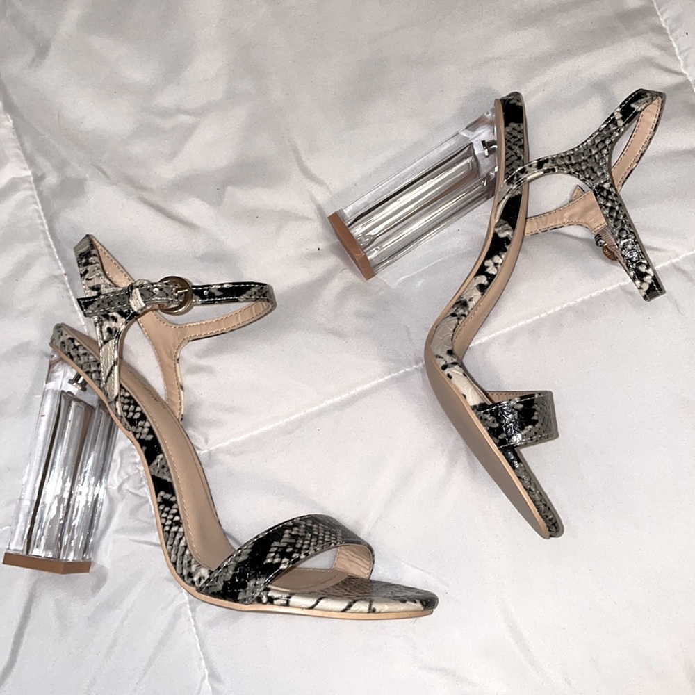 CAPE RUBBIN Snake block heels